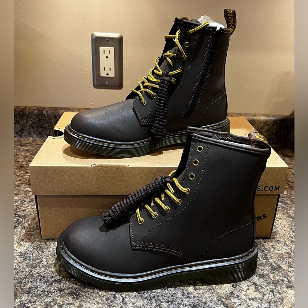 Dr. Marten Kids Youth 1460 Y Brown Wildhorse Leather Lace Up Boots Size 5 Doc’s